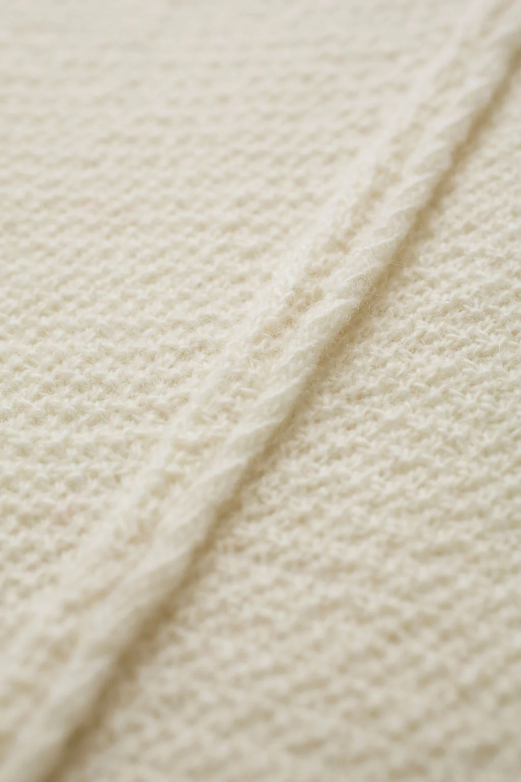 Ivory Signature Knit Cashmere T-Shirt - Image 4