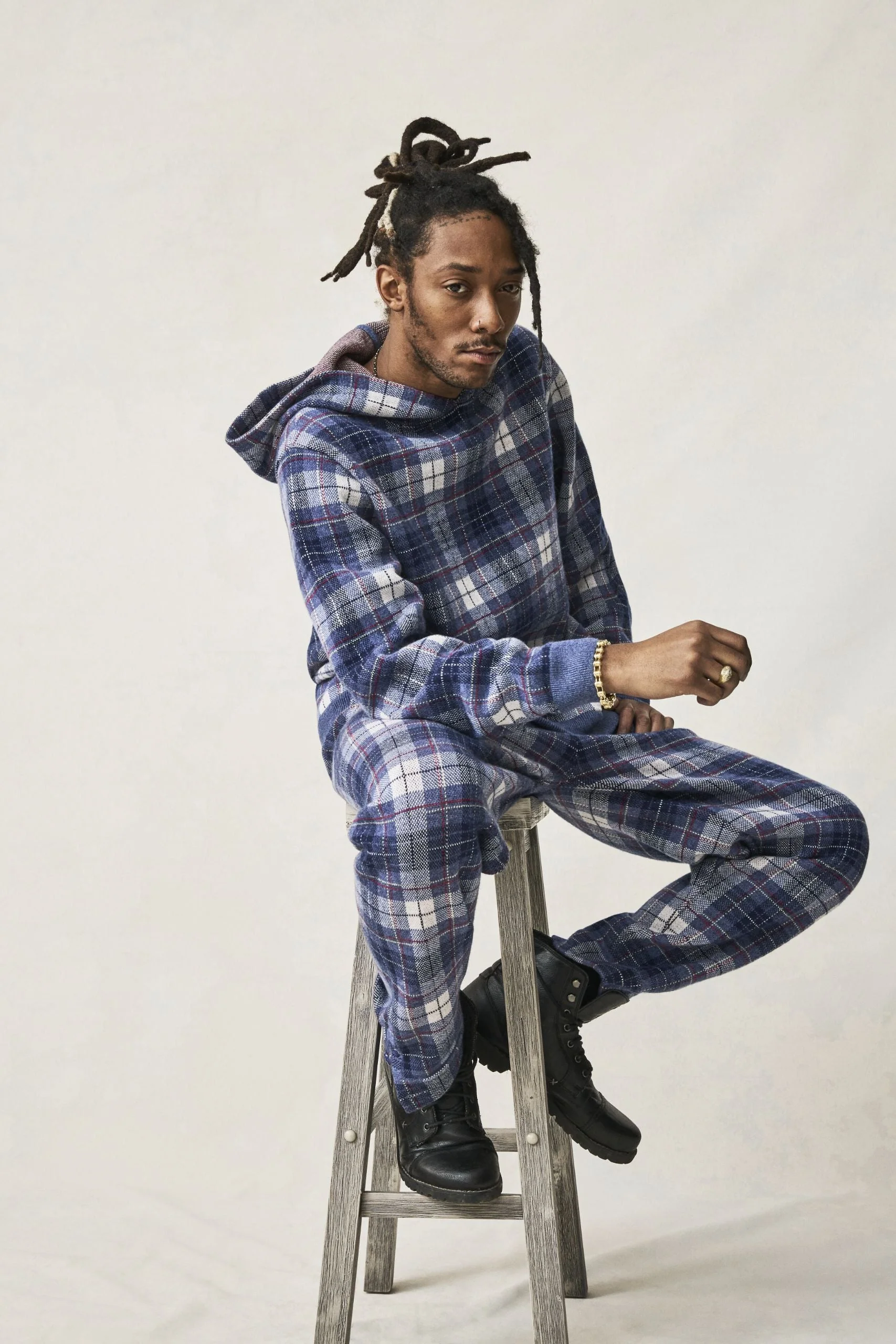 Navy Tartan Cashmere Hoodie - Image 4